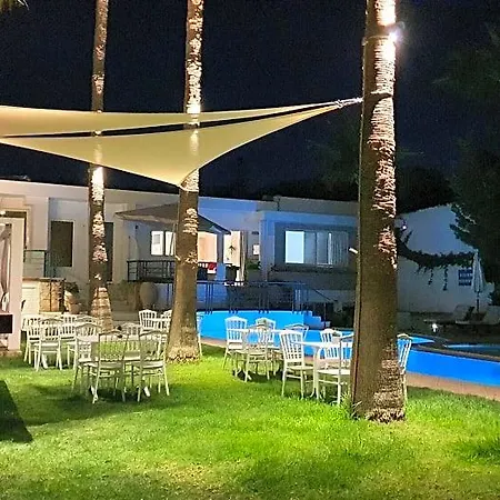 Elizabeth Hotel 3*